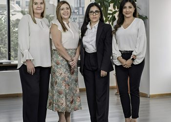 “Mujeres que conectan y lideran” llega a Quito y Manta