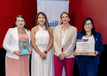 Novacero recibe certificación por su  compromiso con reducir la huella de carbono