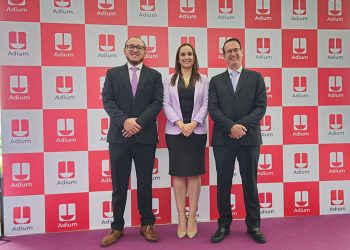 “Hablar te quita un peso de encima”, la campaña de concientización que busca impulsar la conversación sobre la obesidad en Ecuador