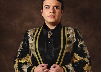 Homenaje a Juan Gabriel – ¡El regalo perfecto para mamá!