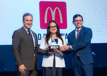 McDonald’s traslada a cumbre de sostenibilidad  su programa de reciclaje de vasos de polyboard