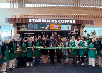 Starbucks abre su primera cafetería en el Aeropuerto Internacional Mariscal Sucre de Quito