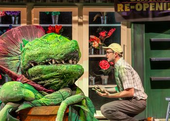 EL DIRECTOR ARGENTINO MARCOS RAUCH LLEGA A ECUADOR PARA ELEGIR A LAS NUEVAS ESTRELLAS DE “THE LITTLE SHOP OF HORRORS”