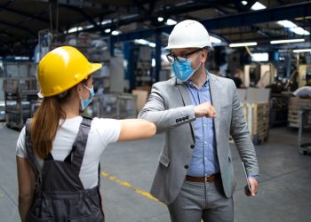 Más de 20.000 accidentes laborales al año en Ecuador reavivan el debate: el trabajo seguro es una responsabilidad compartida