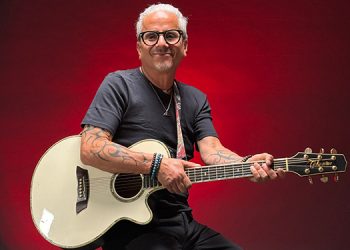 Pablo Herrera apuesta por la emoción pura en su regreso musical con “Olvídame Tú”