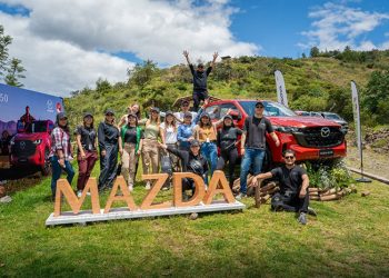 Mazda se une a la Siembratón y contribuye a la siembra de 600 árboles en el Ilaló