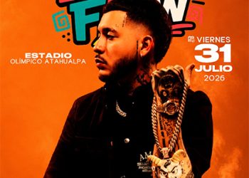KRIS R LLEGA A ECUADOR