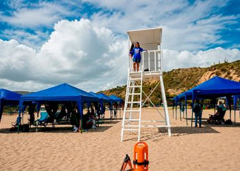 DUOPRINT IMPULSA SAFETY ADS, LA INICIATIVA ECUATORIANA QUE CONVIERTE PUBLICIDAD EN INFRAESTRUCTURA QUE MEJORA LA SEGURIDAD EN LAS PLAYAS