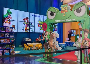 TOY STORY 5 TRANSFORMA LA NOSTALGIA EN EXPERIENCIAS Y PRODUCTOS PARA TODA LA FAMILIA