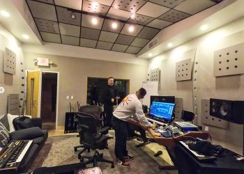 ELKERETUMBA (Andrés Sánchez): el productor colombiano que está formando la nueva generación de productores musicales mientras expande su impacto internacional