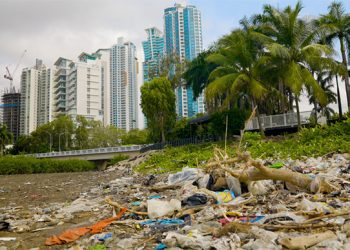 Kia apoya la iniciativa de reducción de residuos plásticos de Panamá City de The Ocean Cleanup bajo el programa 30 Cities