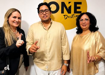 Realty ONE Group Ecuador celebra la gran apertura de la oficina ONE Destiny en Samborondón