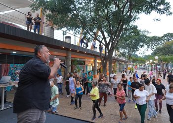 SALSA, TEATRO Y DEPORTE SE VIVEN EN EL MALECÓN DEL SALADO