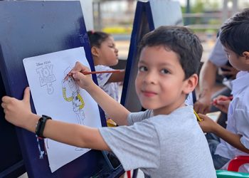 Agenda Malecón 2000 – Regresa la barra de ballet más grande
