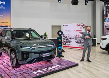 Grupo Ambacar presentó en Automundo 2026 un portafolio que conecta movilidad eléctrica, tecnología híbrida y soluciones para el trabajo
