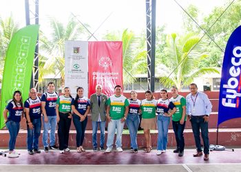 Más de 120 estudiantes con discapacidad acceden a atención visual gratuita en Portoviejo